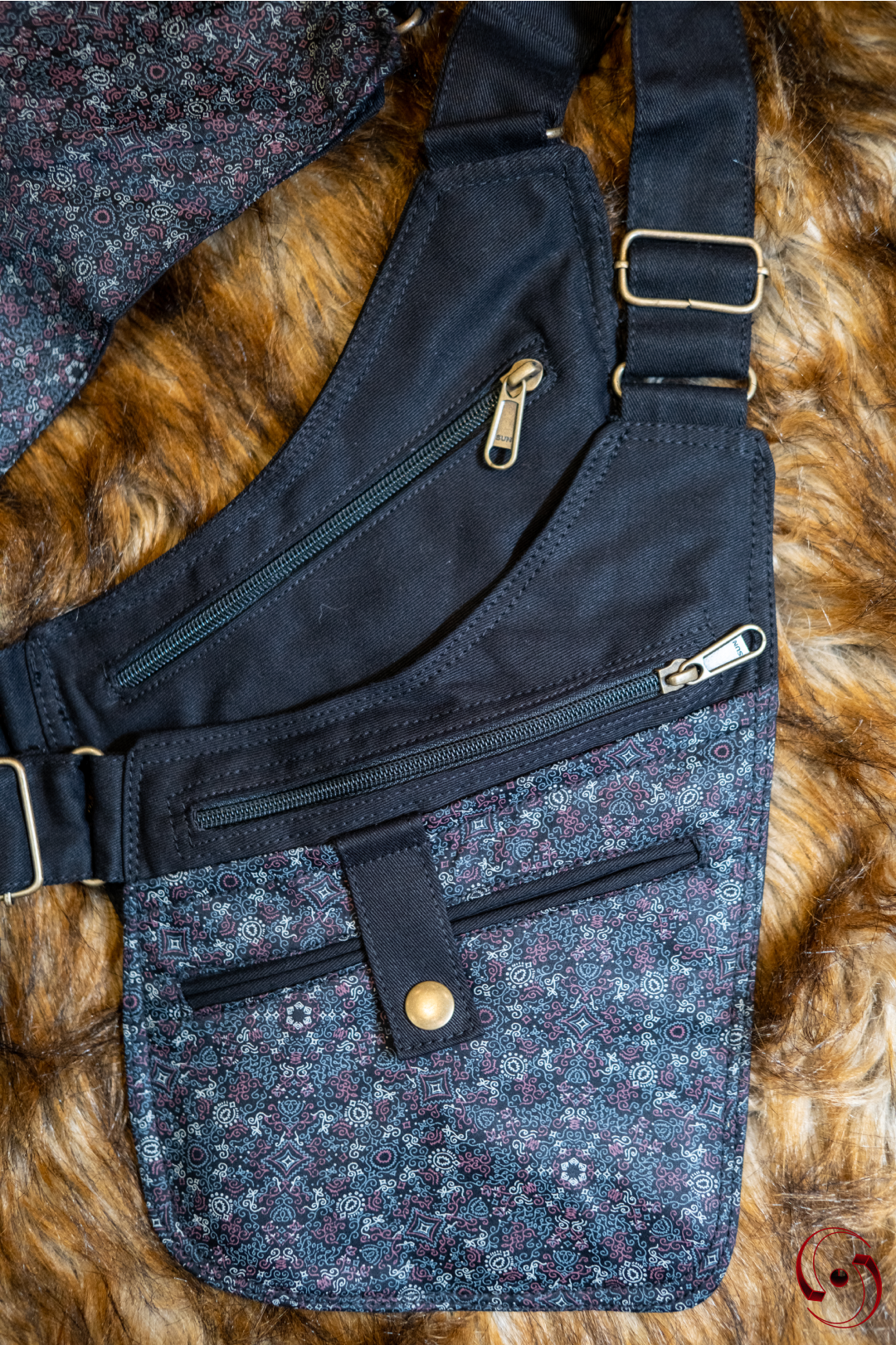 Rave Essential - Hood | H0016