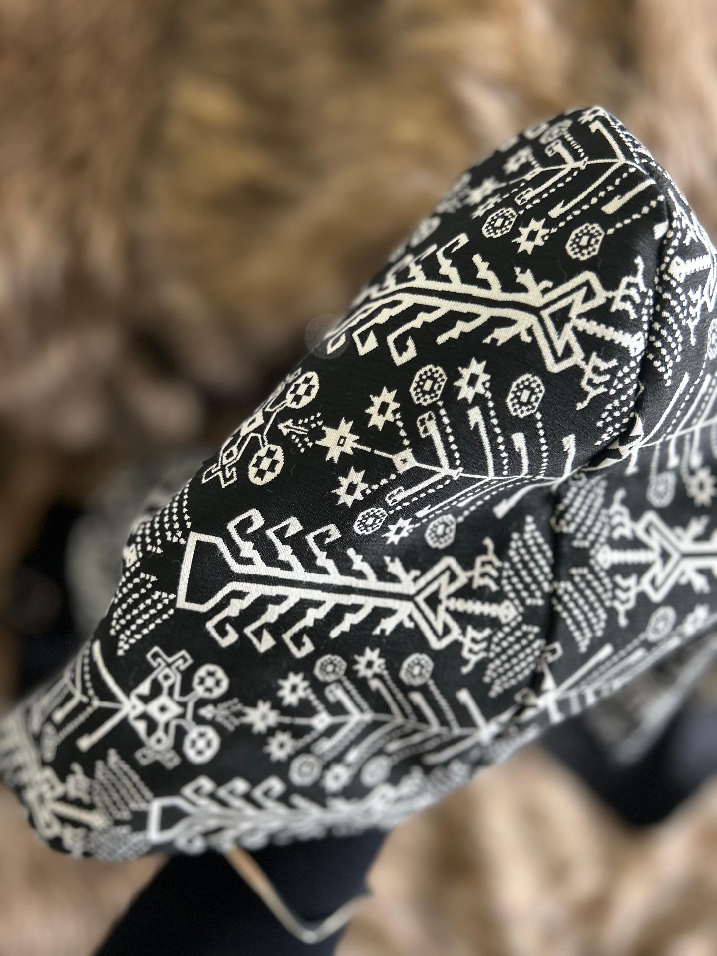 Rave Essential - Hood